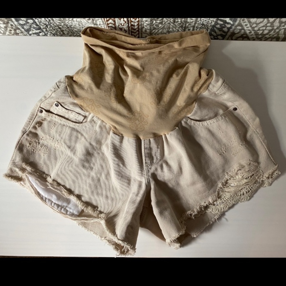 🖤 Like New!! Jessica Simpson maternity shorts